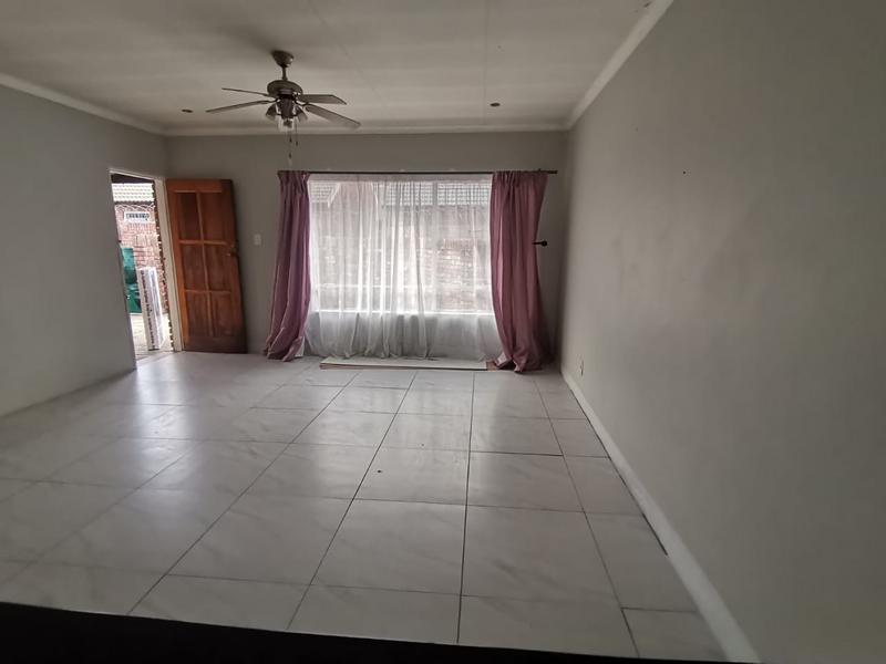 2 Bedroom Property for Sale in Navalsig Free State